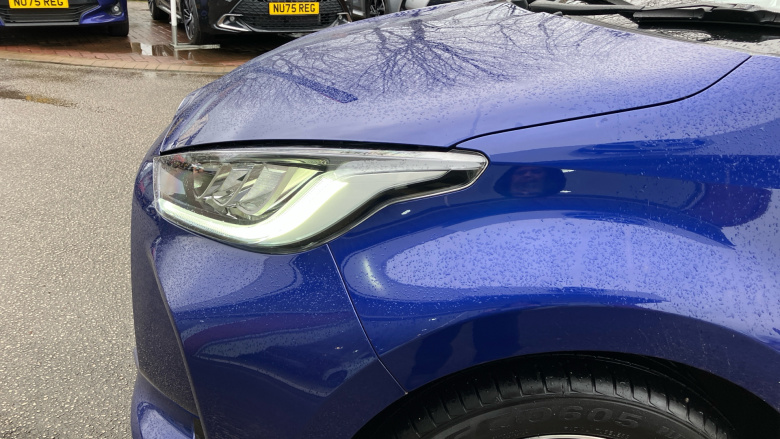 Toyota Yaris 1.5 Hybrid Design 5dr CVT Hybrid Hatchback